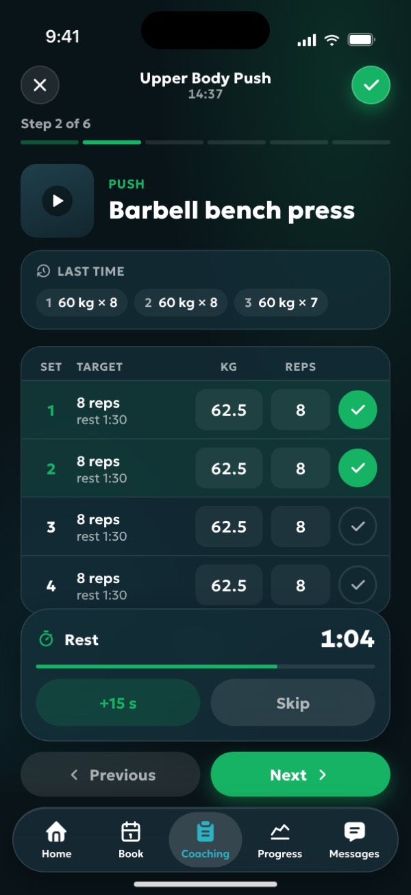A live workout with a timer, sets and rest